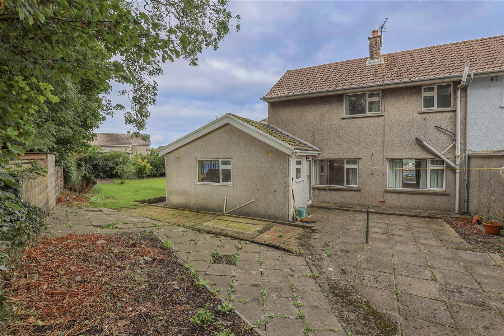 8 Blaendewi, Wick, Nr Cowbridge, Vale of Glamorgan, CF71 7QG